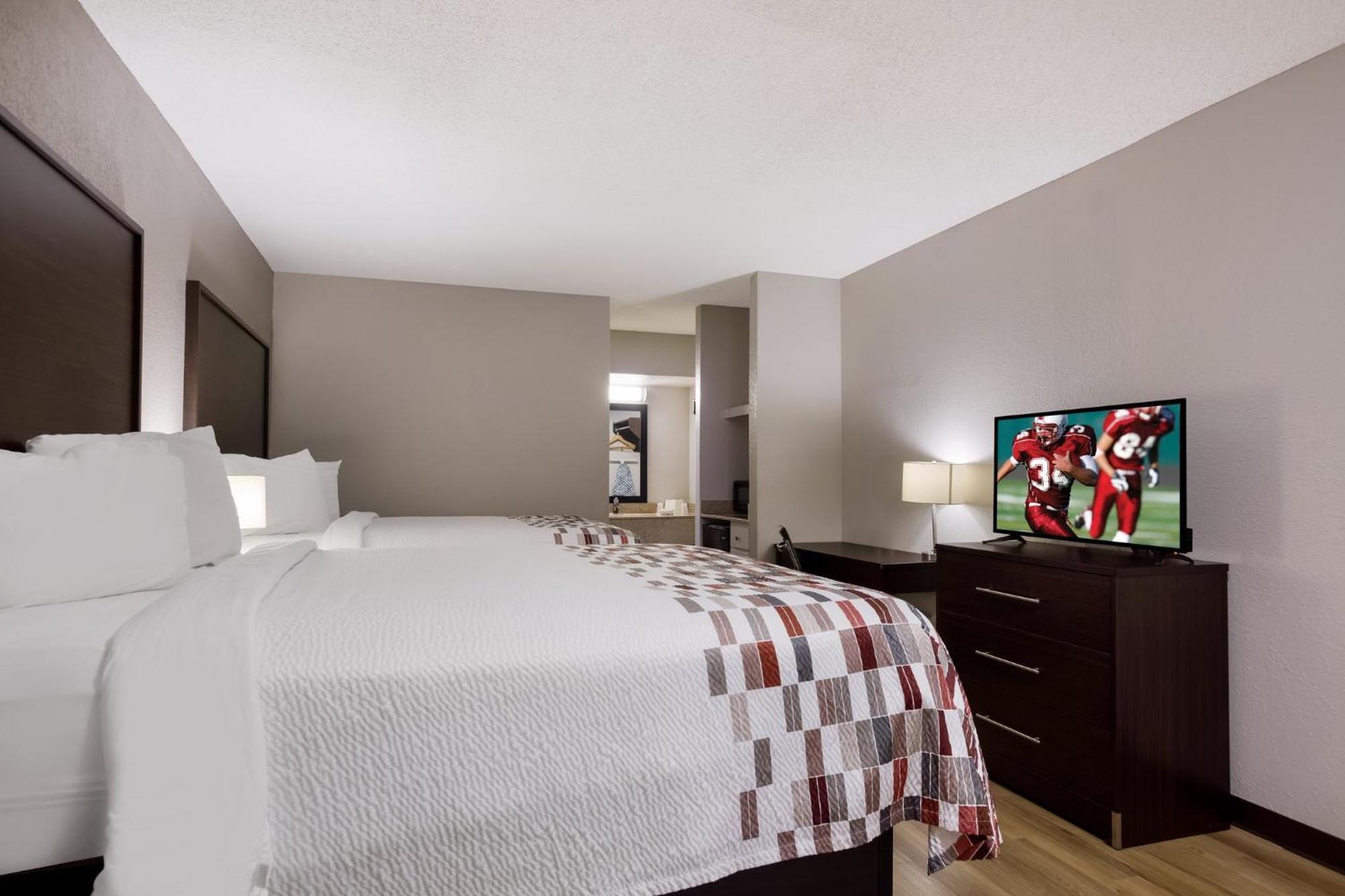Red Roof Inn & Suites Statesboro - University المظهر الخارجي الصورة
