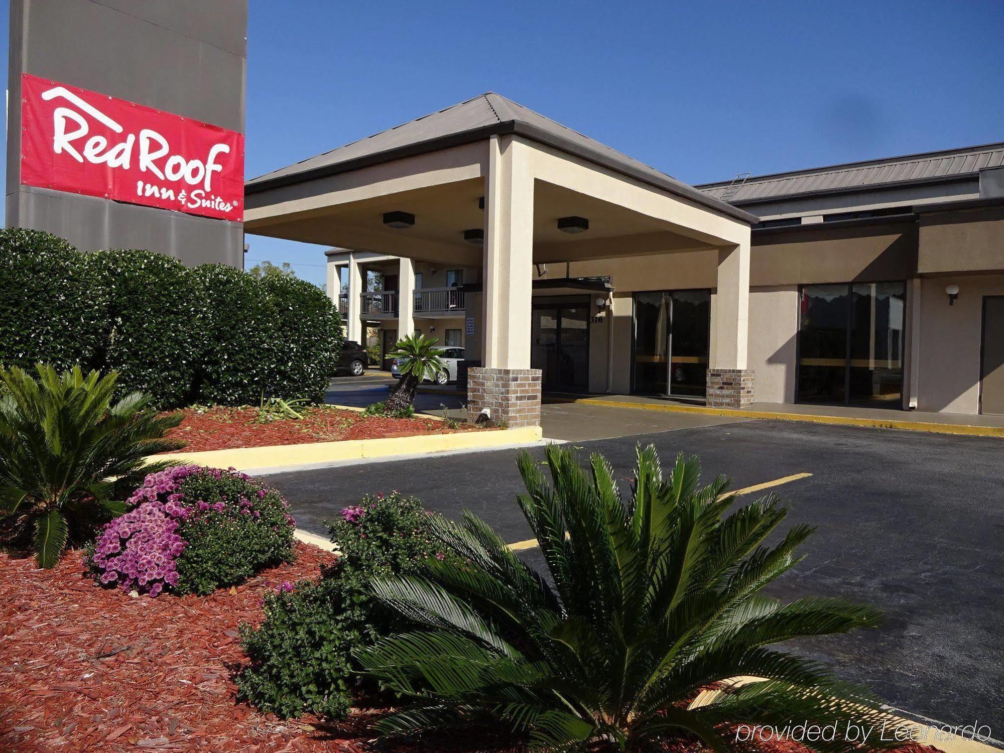 Red Roof Inn & Suites Statesboro - University المظهر الخارجي الصورة