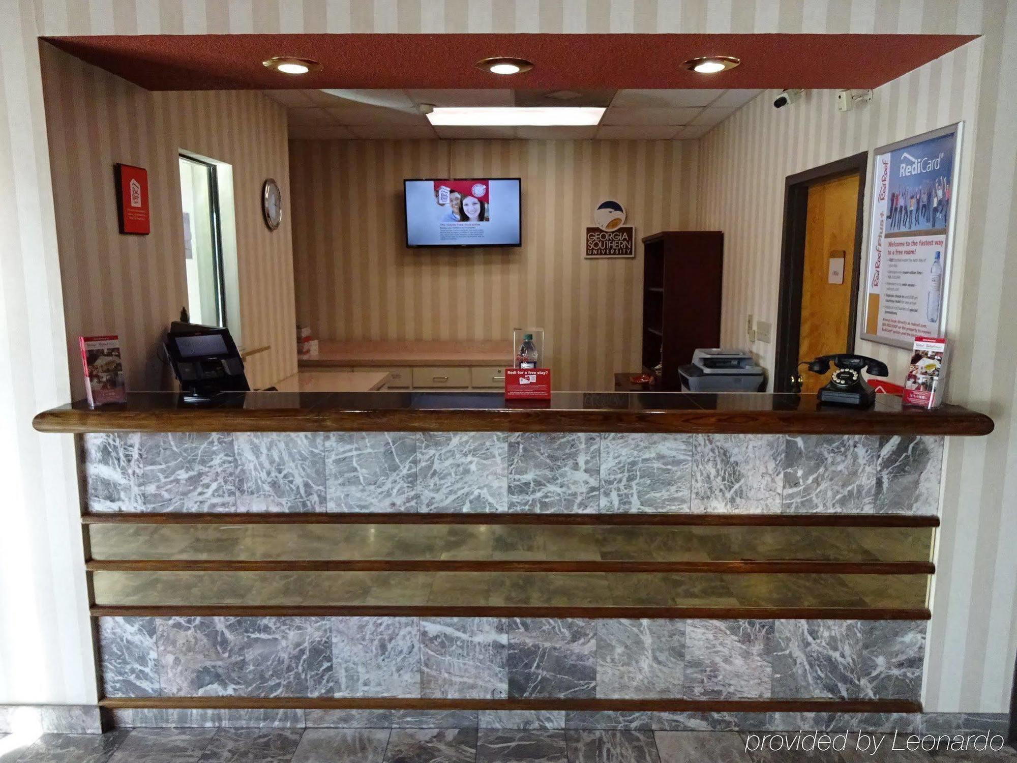 Red Roof Inn & Suites Statesboro - University المظهر الخارجي الصورة